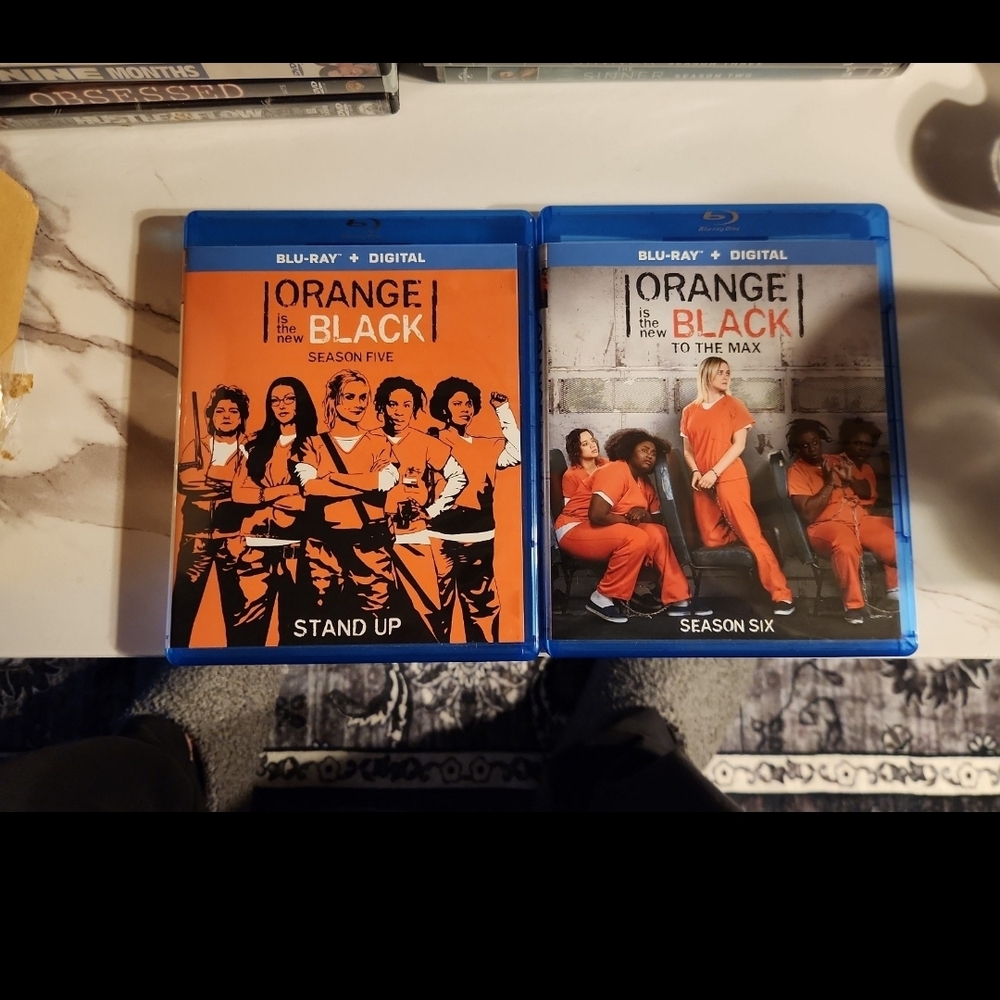 Orange Is the New Black Season Five & Six Blu-ray Set - Orange